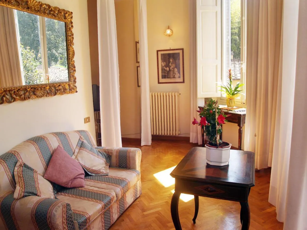 Villa Pignatti Morano Florence 4*,