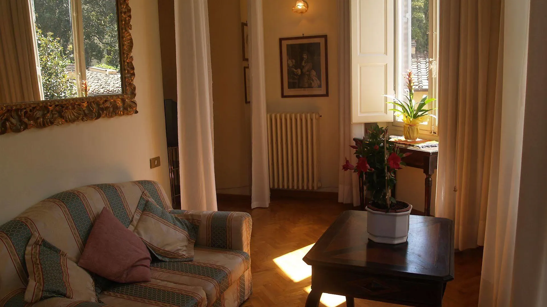 Villa Pignatti Morano Florence Aparthotel